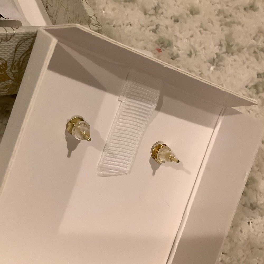 Rachel Zoe 14kt Gold Plated Sterling Silver Pearl Heart Earrings NWT Boxed - Picture 10 of 16